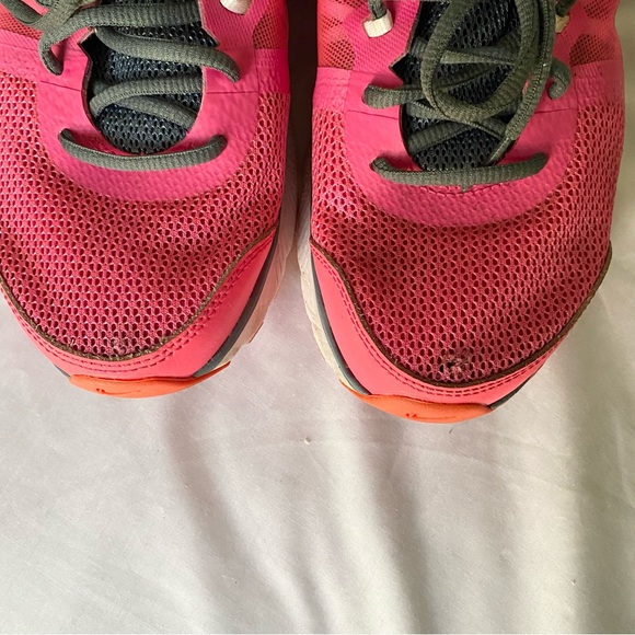 Nike Zoom Winflo Dynamic Web Running Shoes Pink/Gray
Size 11.5 - Picture 7 of 12